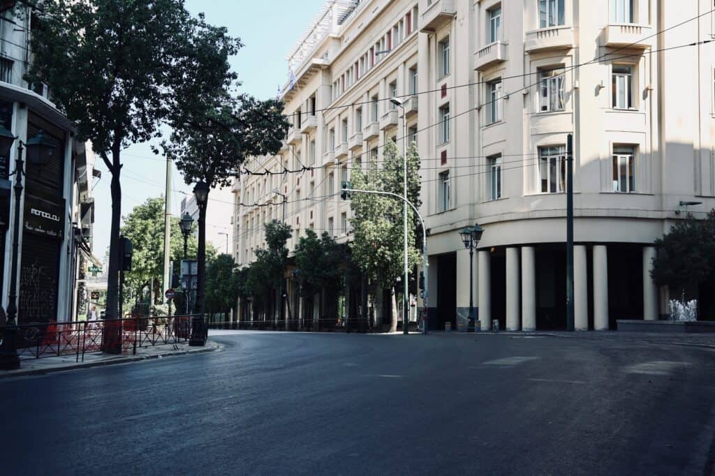 Εννέα λόγοι που το αυστηρό Lockdown θα φτάσει τελικά μέχρι τέλος Ιανουαρίου