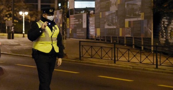 Απαγόρευση κυκλοφορίας: Μόνο γι’ αυτούς τους 3 λόγους βγαίνεις απ’ το σπίτι ως τις 11/1