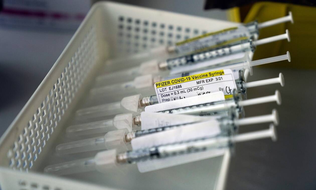Εμβόλιο Pfizer: Έρευνα για τον θάνατο γιατρού 16 ημέρες μετά τον εμβολιασμό – Τι απαντά η εταιρεία