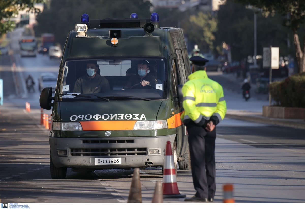 Θεσσαλονίκη: 55χρονη γυναίκα έπεσε από τον 2ο όροφο πολυκατοικίας (vid)