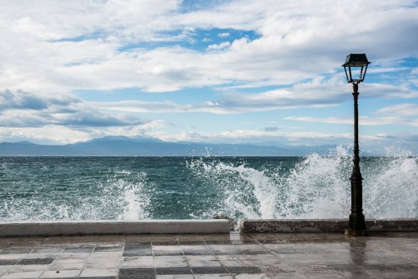 Κηρύχθηκε σε κατάσταση έκτακτης ανάγκης η Σκύρος μετά τις καταστροφές από την κακοκαιρία (video)