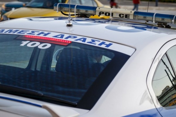Συναγερμός στην Πέτρου Ράλλη: Πεζός παρασύρθηκε από όχημα – Διακοπή της κυκλοφορίας – Ελλάδα