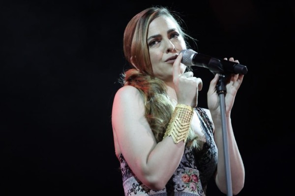 Ρένα Μόρφη: 9+1 πράγματα που δεν γνωρίζαμε για την τραγουδίστρια – Gossip
