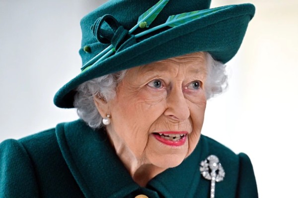 Συναγερμός στο Buckingham: Φτάνει το τέλος για τη Βασίλισσα Ελισάβετ;