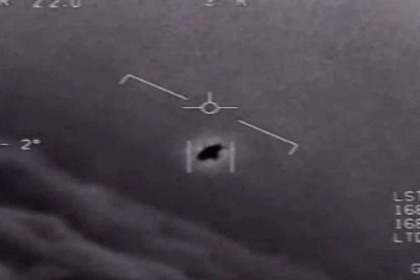 UFO – Νέα διαρροή από το Πεντάγωνο: Απαγωγές, τραυματισμοί μέχρι και σεξουαλικές συναντήσεις – Κόσμος