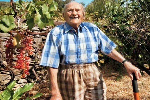 Οι γιατροί του έδινα 9 μήνες ζωής: Πήγες όμως στην… και έζησε ως τα 102 χρόνια – Funny-Περίεργα