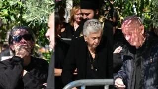 Μαζωνάκης: Σπαραγμός στο μνήμα του - «Λύγισαν» οι γονείς του