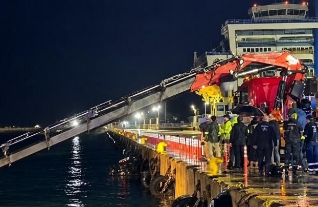 Μόλις μαθεύτnκε ποιανού είναι η οικογένεια που έπεσε με το αυτοκίνητο στο λιμάνι στον Πειραιά